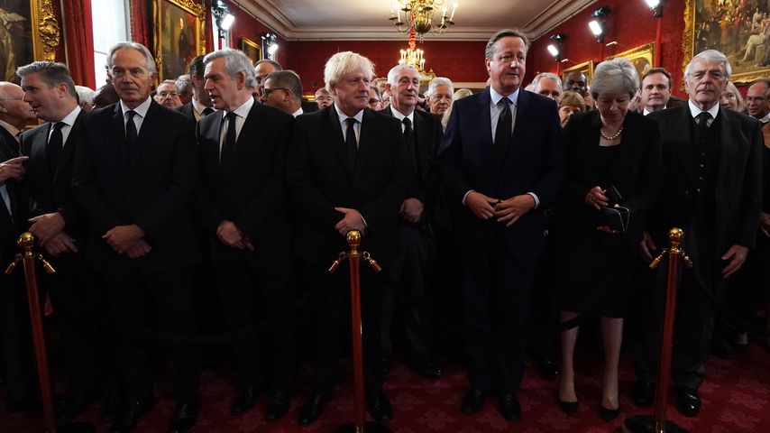 Die ehemaligen britischen Premierminister bei der Proklamation von König Charles III., 2022