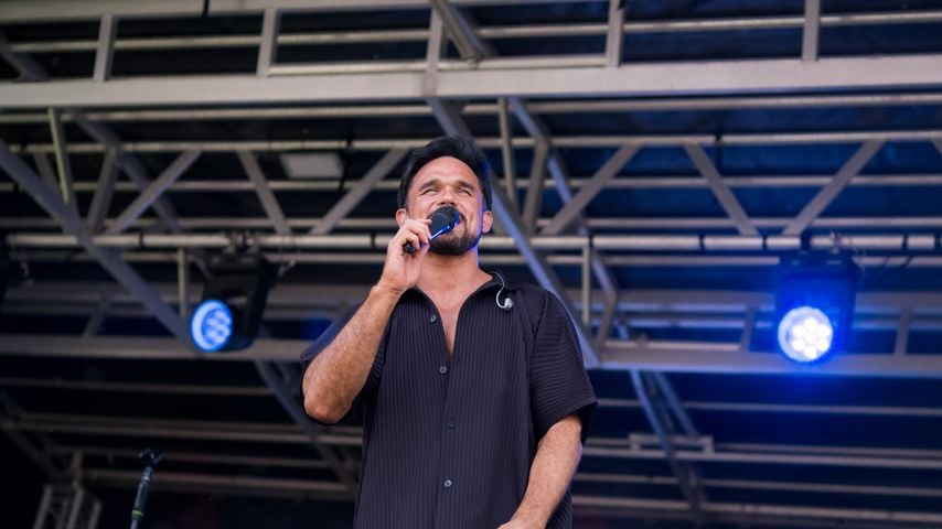 Gareth Gates performt bei der Durham Pride 2026 in Durham, England