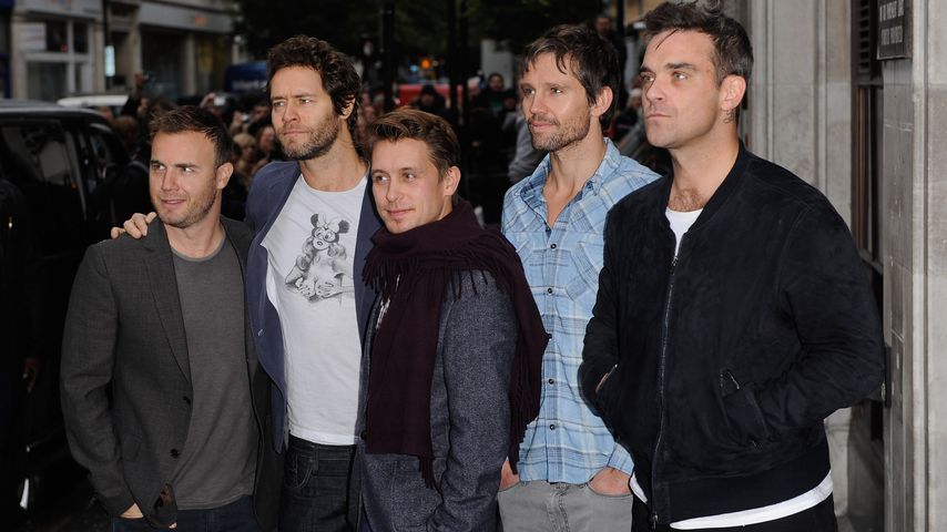 Gary Barlow, Howard Donald, Mark Owen, Jason Orange und Robbie Williams, 2010