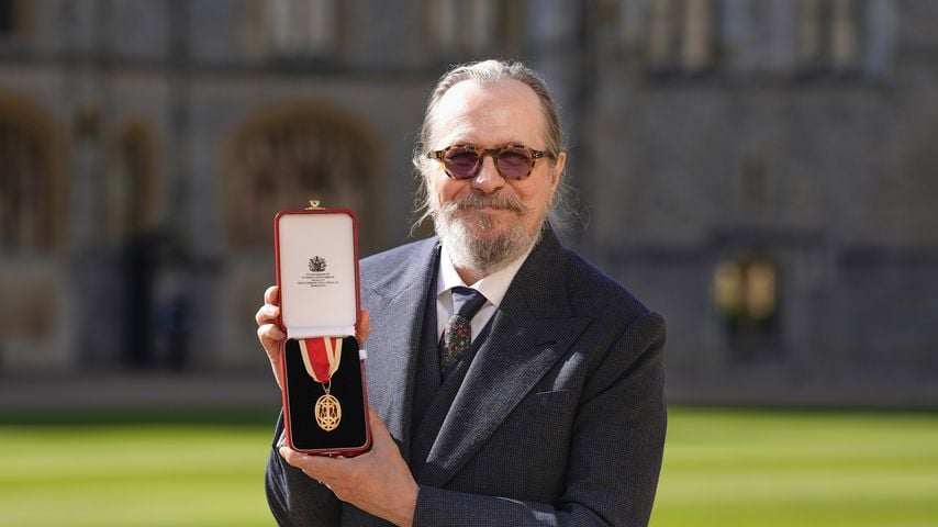 Gary Oldman nach seinem Ritterschlag im Windsor Castle 2025