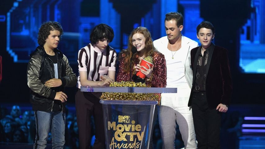 Gaten Matarazzo, Finn Wolfhard, Sadie Sink, Dacre Montgomery und Noah Schnapp