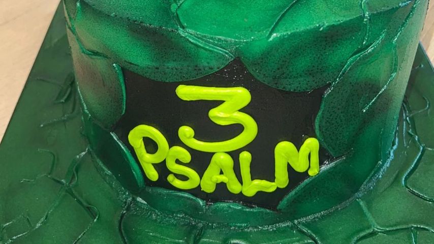 Geburtstagstorte von Psalm West im Hulk-Design