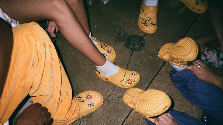 Crocs aus der Kollektion von Justin Bieber