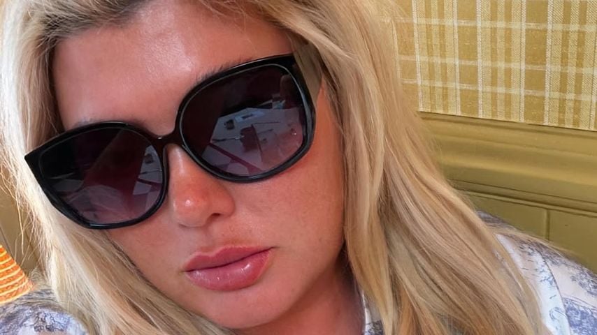 Gemma Collins macht ein Selfie im Juni 2026
