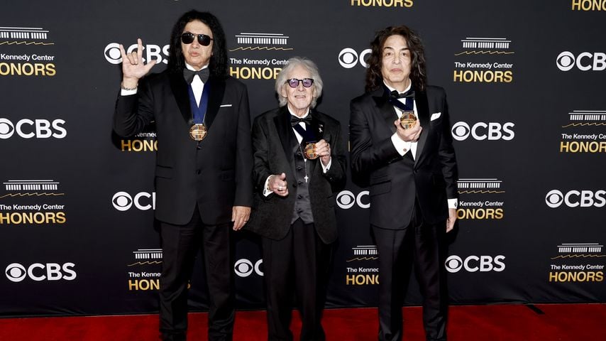 Medaillen-Ehrung: KISS lassen freien Platz für Ace Frehley