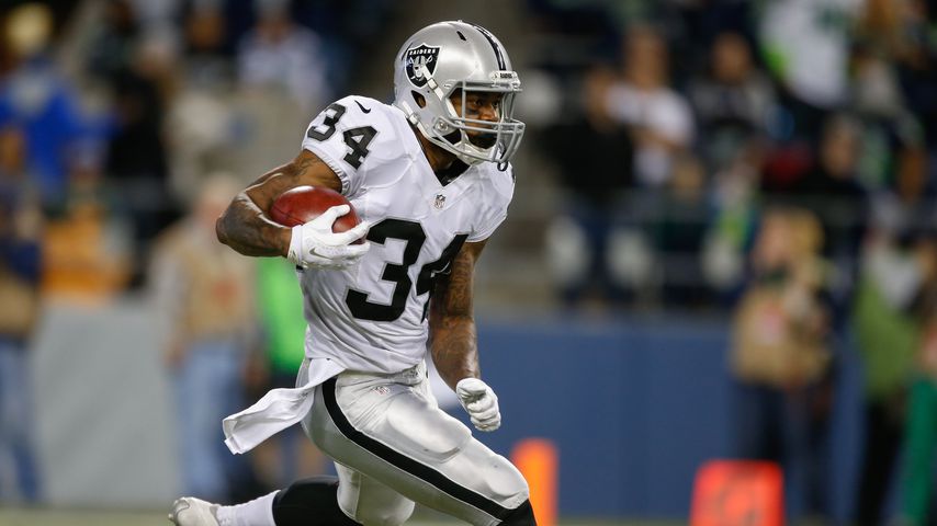 George Atkinson beim Spiel der Oakland Raiders gegen die Seattle Seahawks, September 2015