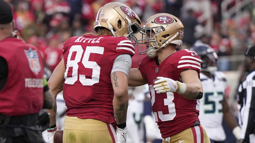George Kittle und Christian McCaffrey, Spieler der San Francisco 49ers