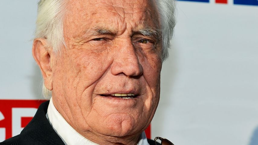 "James Bond"-Darsteller George Lazenby ist schwer gestürzt
