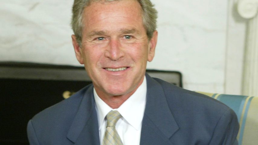 Eisdusche: Sogar George W. Bush hat's erwischt!