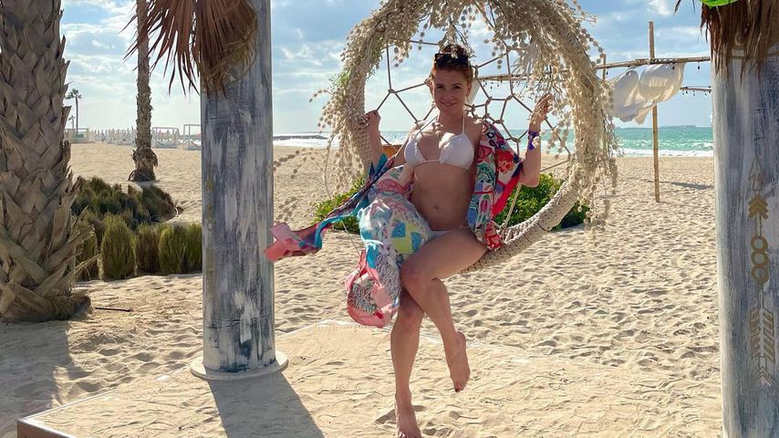 Kein Photoshop: Georgina Fleur steht zu After-Baby-Body