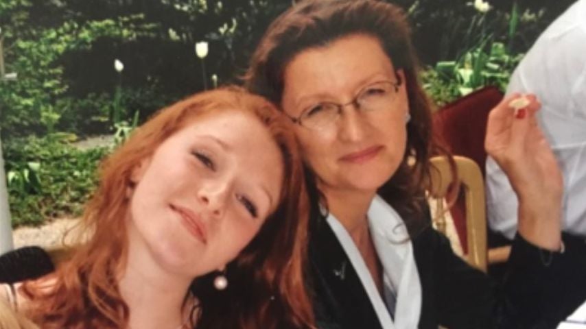 "Tollste Kindheit": Georgina Fleur schwärmt von ihrer Mama