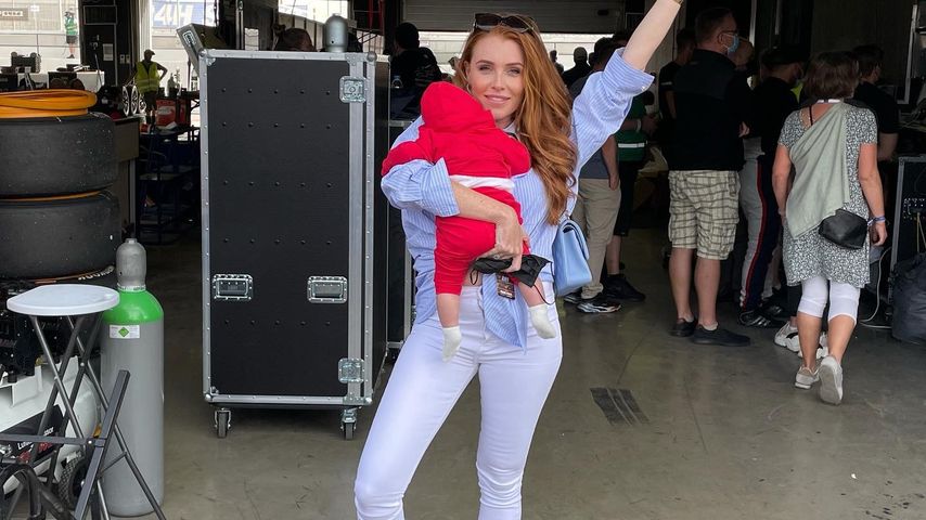 Georgina Fleur mit ihrer Tochter