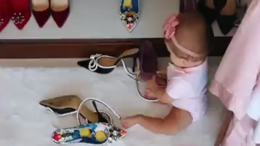 Georgina Fleurs Tochter, April 2022