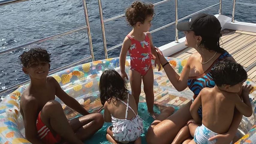 Cristiano Ronaldos Verlobte Georgina teilt süße Family-Pics!