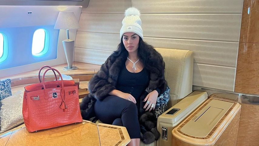 Zu viel? Georgina Rodriguez protzt mit Luxus-Jet und Pelz!