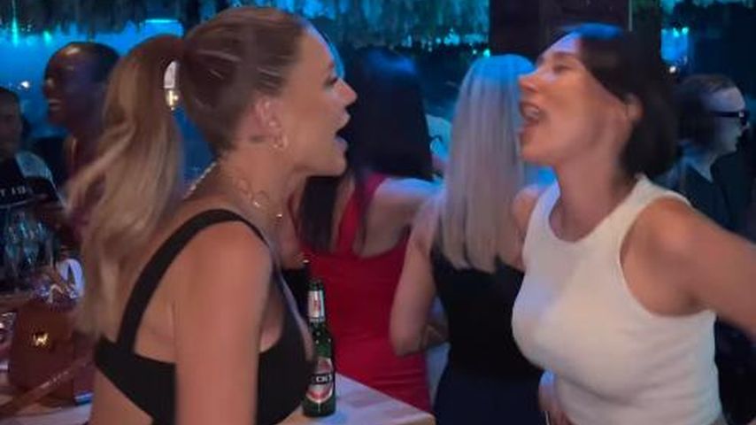 Gerda Lewis und Samira Klampfl
