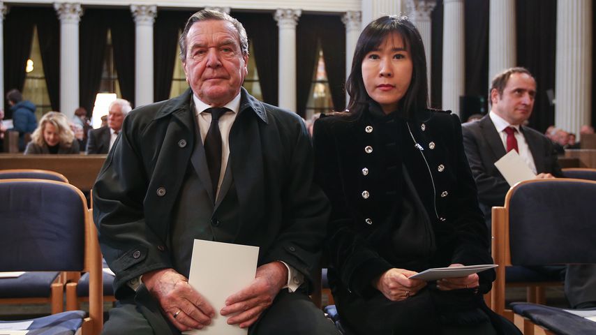 Gerhard Schröder und seine Frau Kim So-yeon