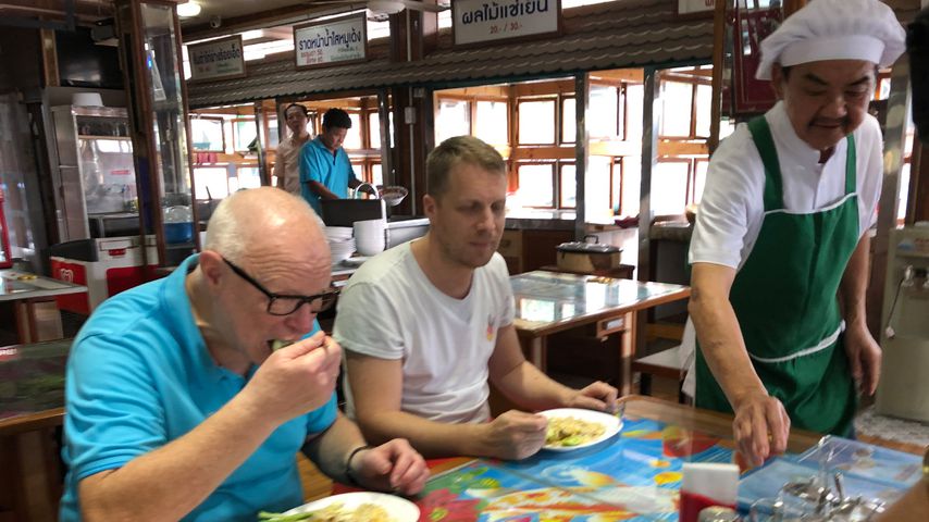 Gerhard und Oliver Pocher in der Doku "Pocher und Papa auf Reisen"