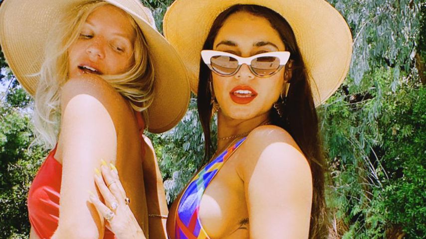 Sängerin GG Magree und Schauspielerin Vanessa Hudgens, August 2020