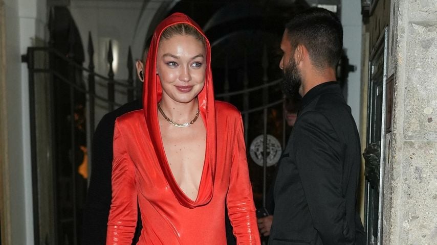 Gigi Hadid auf der Versace-After-Show-Party während der Mailänder Fashion Week 2022