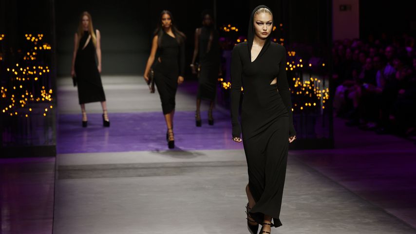 Gigi Hadid bei der Mailänder Fashion Week 2022