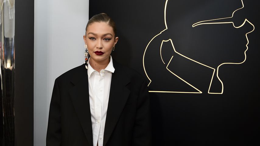 Gigi Hadid bei Karl Lagerfelds Tributfeier