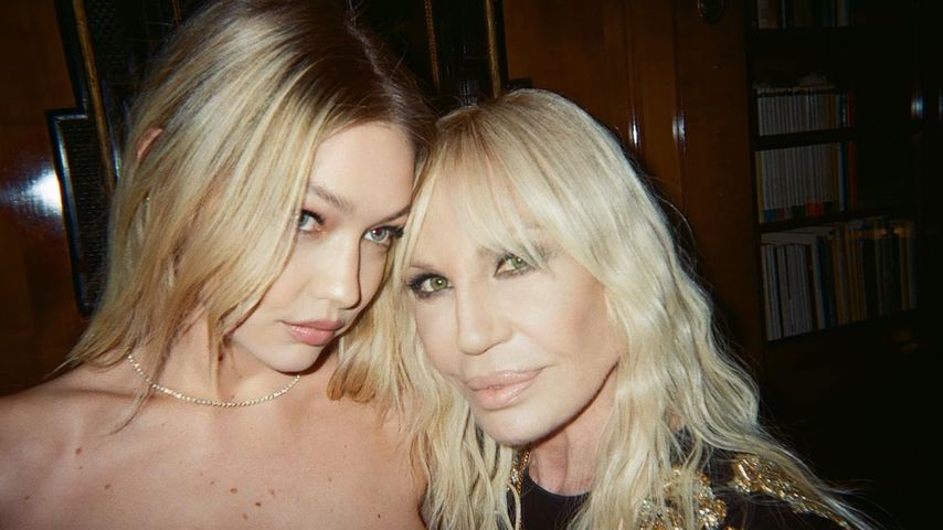 Model Gigi Hadid und Designerin Donatella Versace