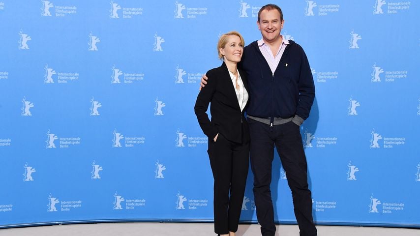 Gillian Anderson und Hugh Bonneville beim Fototermin zu "Viceroy's House" bei der Berlinale 2017 im Grand Hyatt Berlin