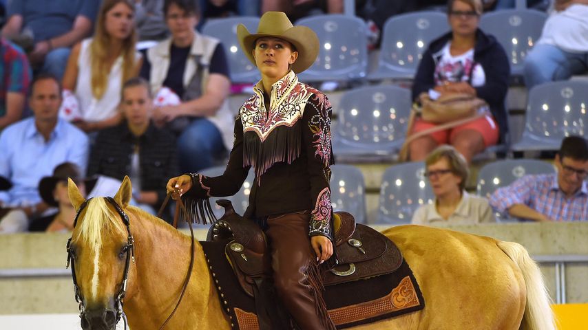 Gina-Maria Schumacher bei einem Reitturnier