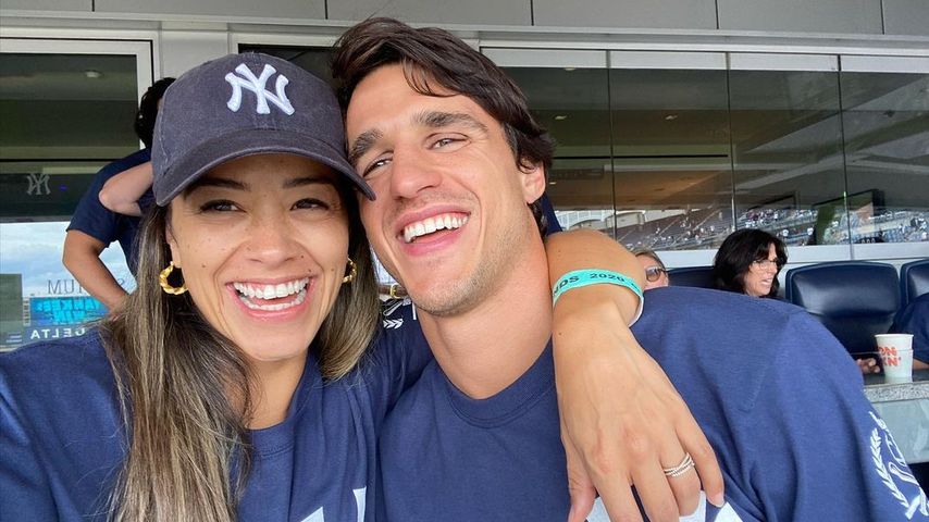 Gina Rodriguez und ihr Ehemann Joe LoCicero