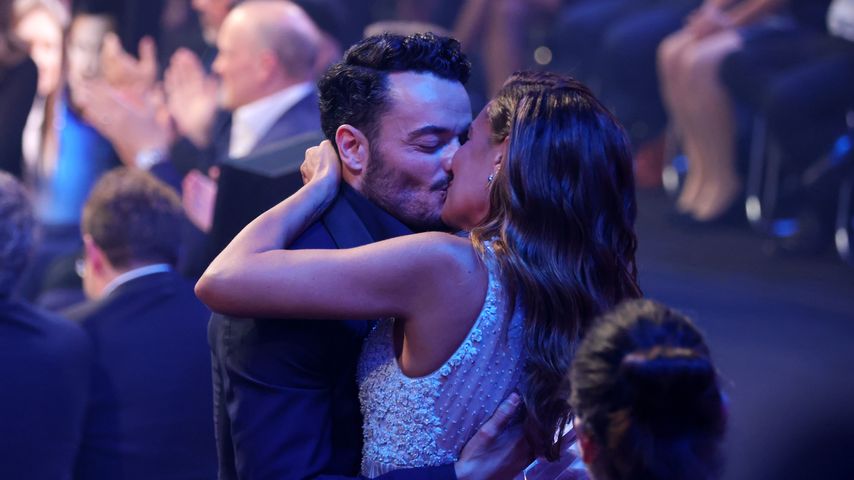 Giovanni und Jana Ina Zarrella beim Deutschen Fernsehpreis 2022