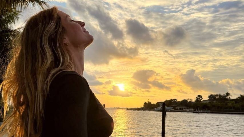 Gisele Bündchen posiert mit ihrem Babybauch