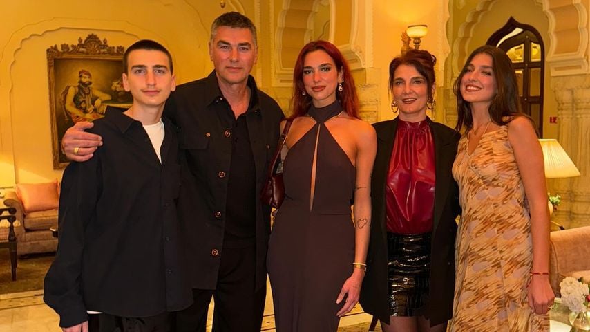 Gjin Lipa, Dukagjin Lipa, Dua Lipa, Anesa Lipa und Rina Lipa, 2023