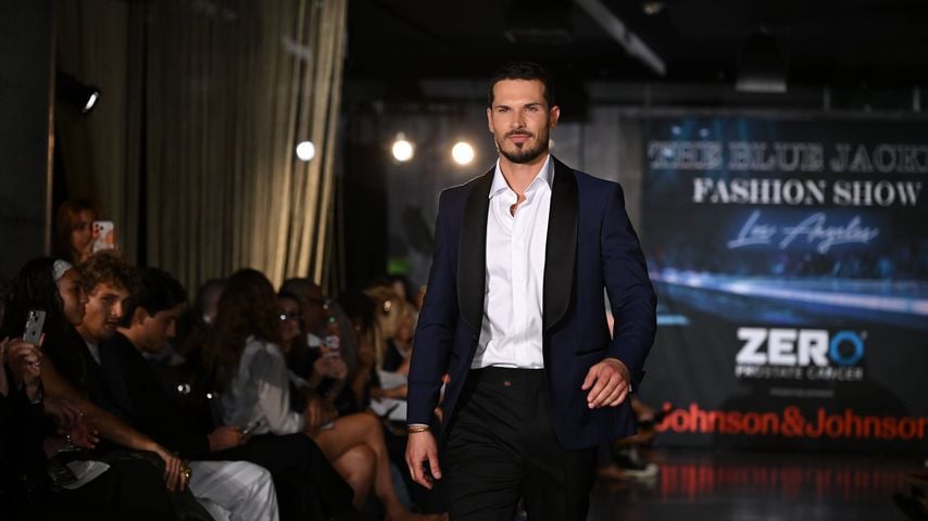 Gleb Savchenko bei der Blue Jacket Fashion Show 2026 zugunsten Zero Prostate Cancer in Los Angeles