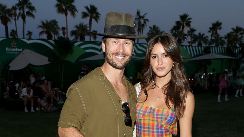 Glen Powell und Gigi Paris im April 2022