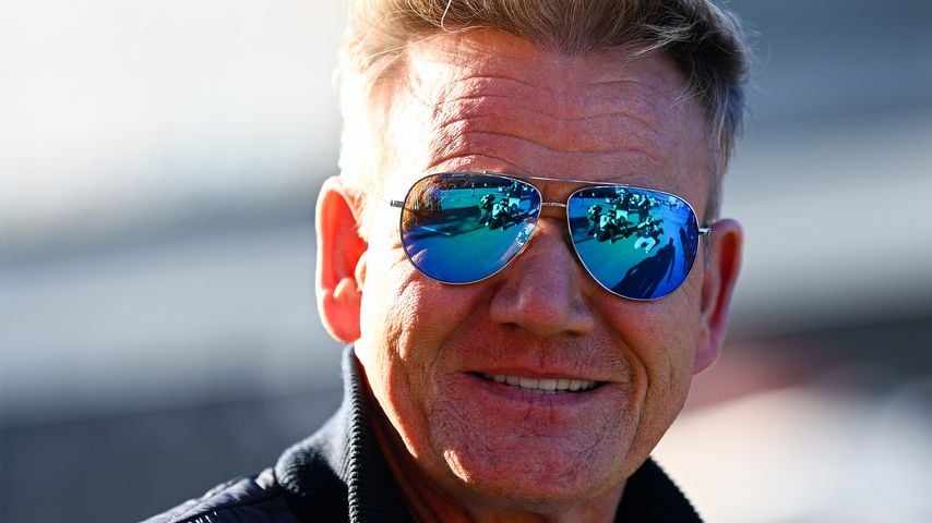 Gordon Ramsay vor dem Training zum F1-Grand-Prix von Las Vegas im Paddock