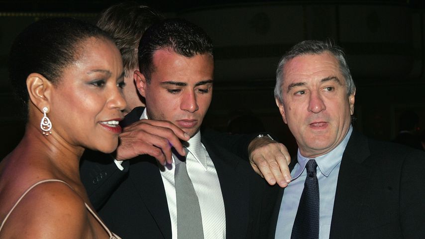 Grace Hightower, Robert De Niro und Roberts Sohn Raphael im Jahr 2004