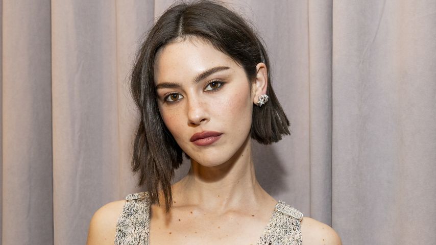 Gracie Abrams holt sich Beauty-Inspiration von ihren Fans