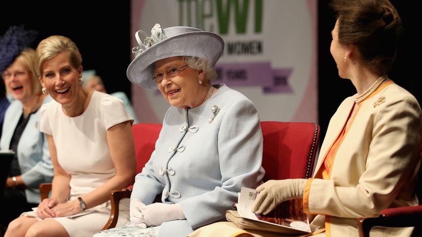 Gräfin Sophie, Queen Elizabeth II. und Prinzessin Anne in der Royal Albert Hall, 2015