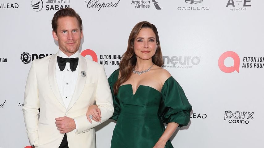Grant Hughes mit seiner Frau Sophia Bush 2023