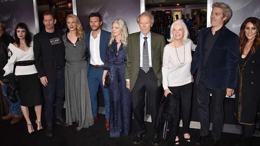 Graylen Eastwood, Stacy Poitras, Alison Eastwood, Scott Eastwood, Christina Sandera, Clint Eastwood, Maggie Johnson, Kyle Eastwood und Cynthia Ramirez