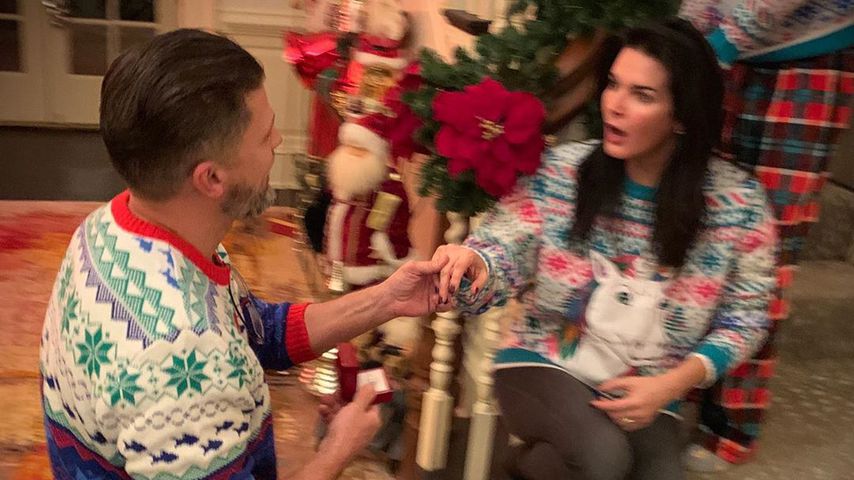 Greg Vaughan und Angie Harmon an Weihnachten 2019