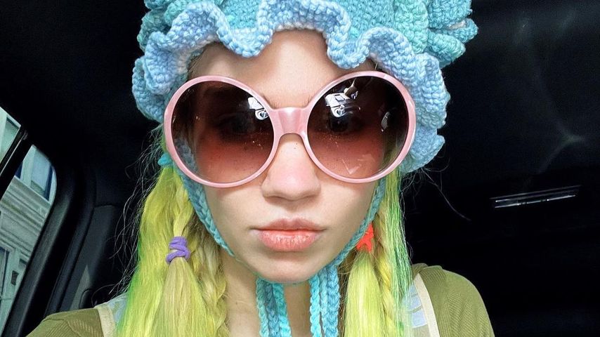 Grimes, Sängerin