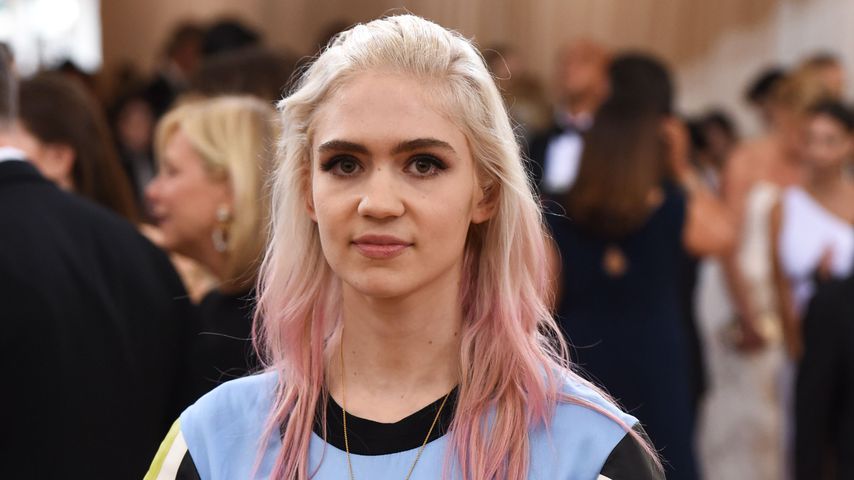Grimes, Sängerin