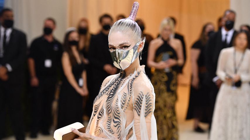 Sängerin Grimes bei der Met Gala 2021