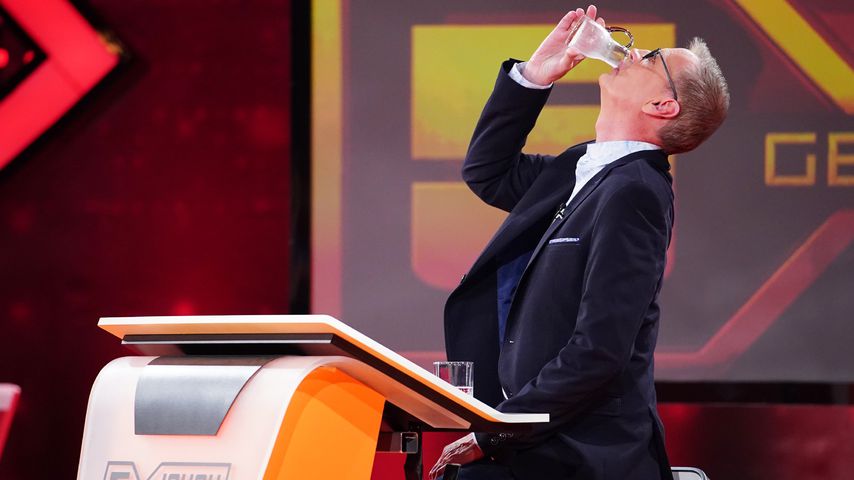 Nippelblitzer und böse Witze: Wer gewinnt "5 gegen Jauch"?