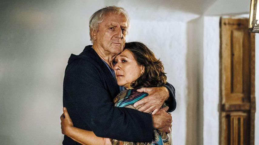 Günther Maria Halmer und Eva Mattes in "Lang lebe die Königin"