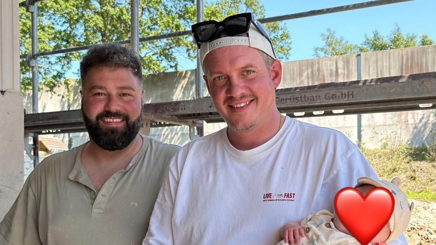 Gustav Masurek mit seinem Sohn, Mai 2026
