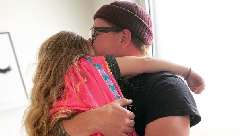 "Tokio Hotel"-Schlagzeuger Gustav Schäfer mit seiner Tochter