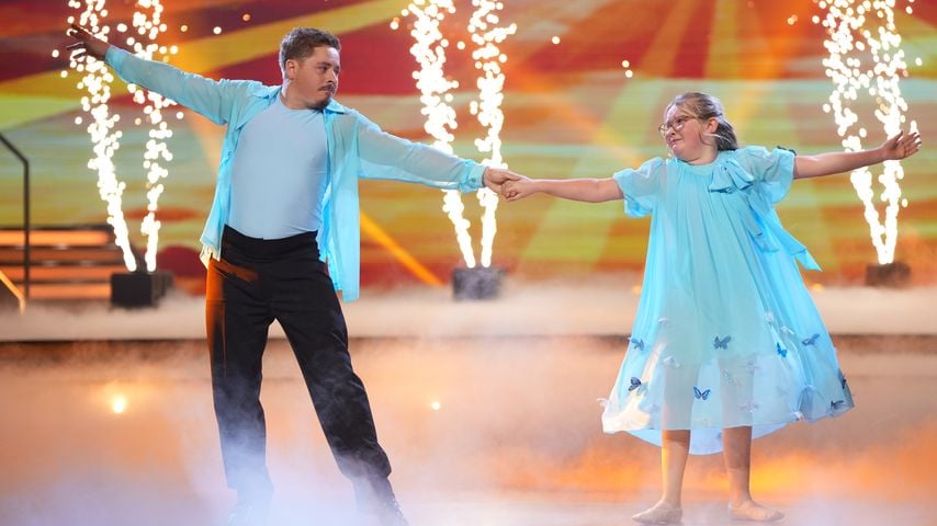 Gustav Schäfer mit seiner Tochter bei "Let's Dance" 2026